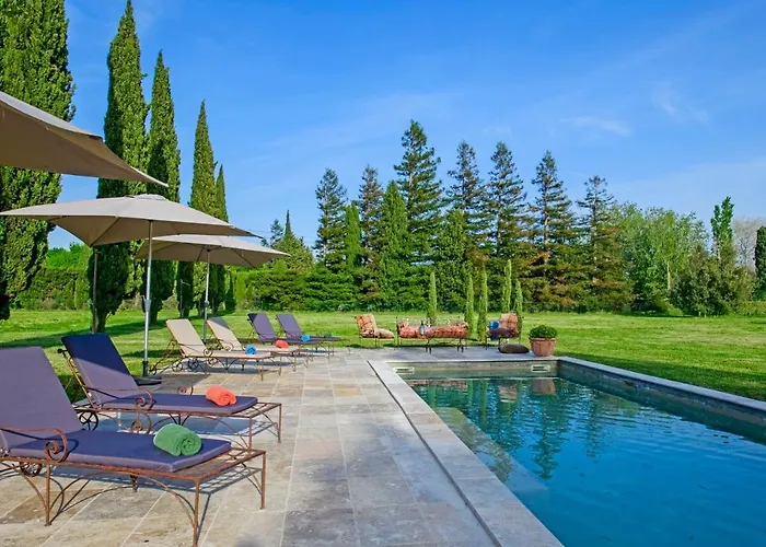 Bastide De Bellegarde Bed & Breakfast Avignon