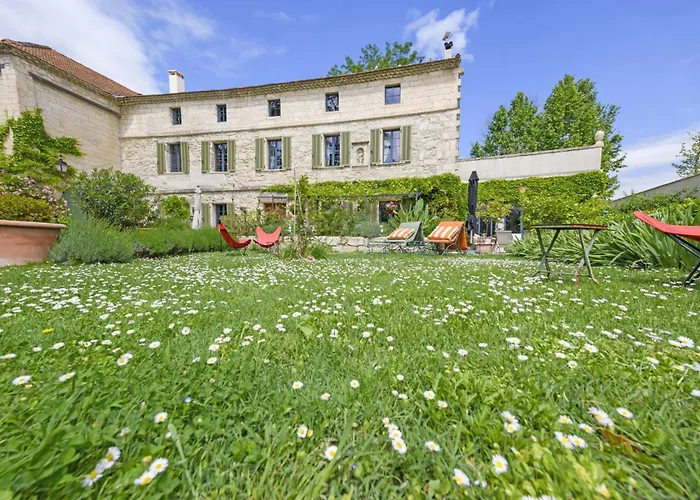 Bastide De Bellegarde Bed & Breakfast Avignon